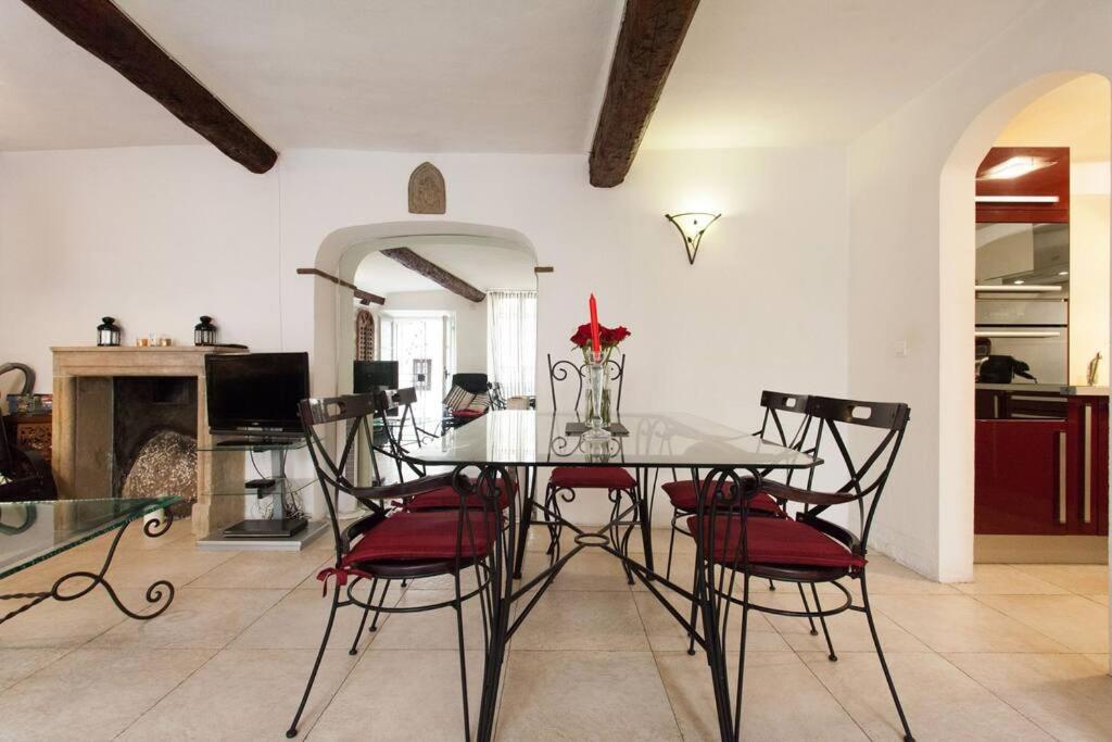 Ferienwohnung A8 - 2 Bdr Duplex Remparts Heart Of Old Antibes Exterior foto