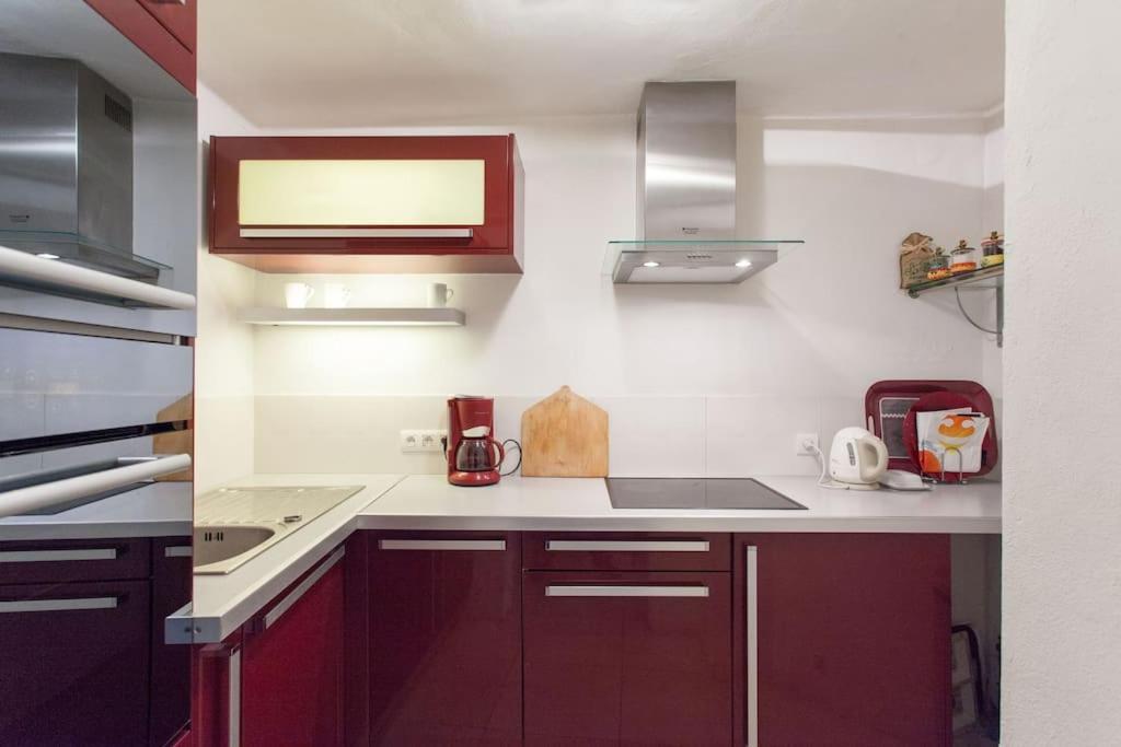 Ferienwohnung A8 - 2 Bdr Duplex Remparts Heart Of Old Antibes Exterior foto